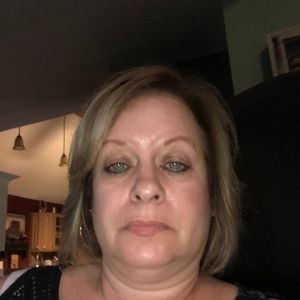 Meet your Posher, Connie